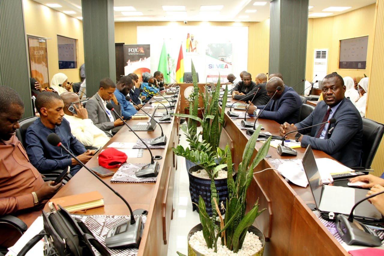 Le Ministre de l’Habitat Guinéen SEM Mory Condé, tient une conference de presse pour la participation de la Guinée au SIIMEA